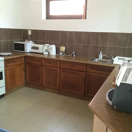 Arany - Apartment Zamardi